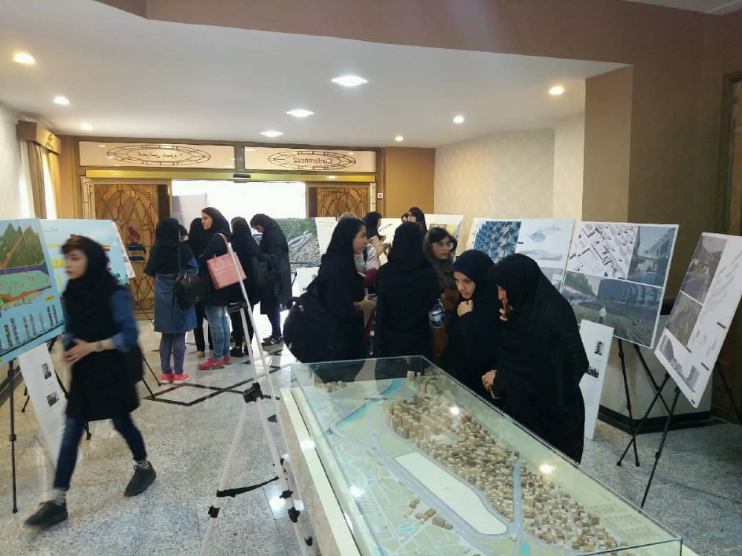 نمایشگاه طرح های برتر معماری پروژه بازآفرینی شهری در تبریز افتتاح گردید .
