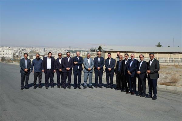 بازدید مدیران ارشد گروه مالی بانک مسکن و گروه سرمایه‌گذاری مسکن از پروژه “خورشید هاشمیه” در مشهد